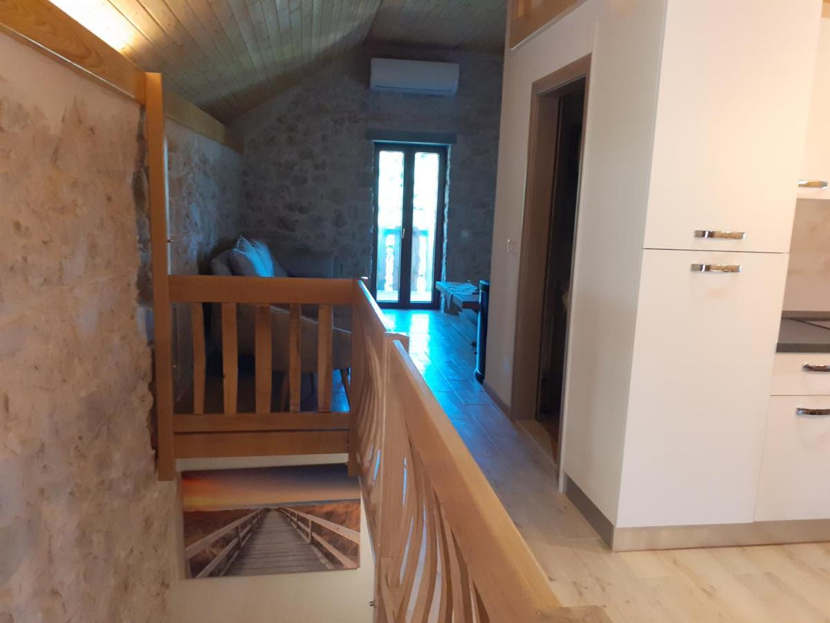 Patakun Holiday Home For 5, With Heated Pool Lecevica Esterno foto