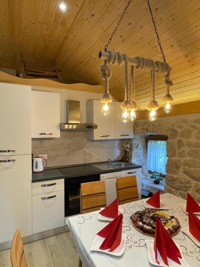 Patakun Holiday Home For 5, With Heated Pool Lecevica Esterno foto