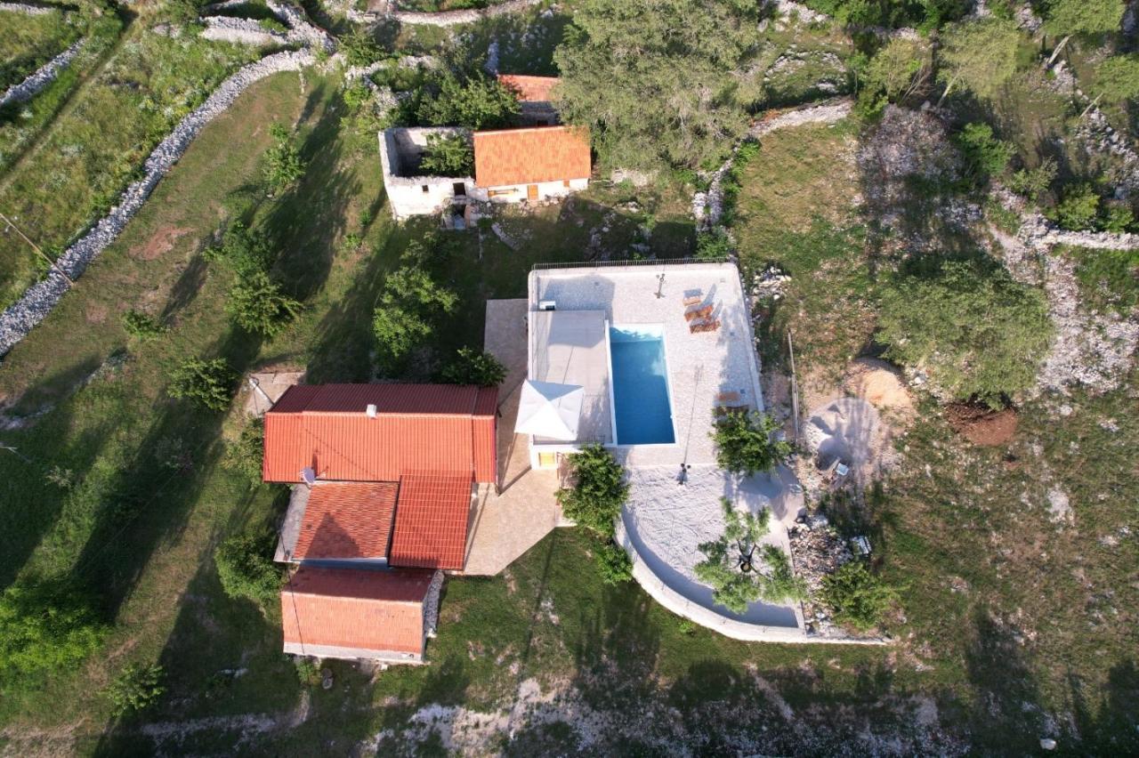 Patakun Holiday Home For 5, With Heated Pool Lecevica Esterno foto