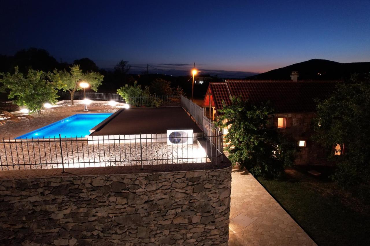 Patakun Holiday Home For 5, With Heated Pool Lecevica Esterno foto